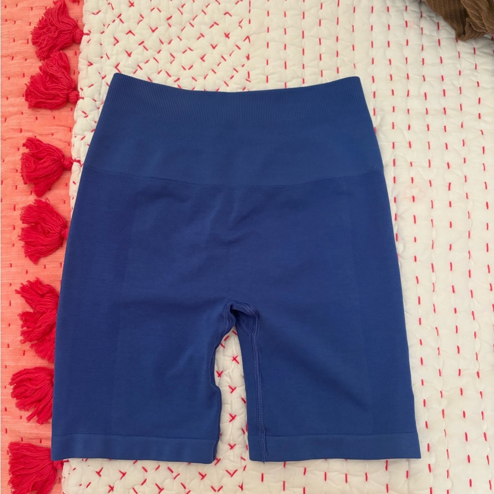 Alphalete Amplify Bike Short